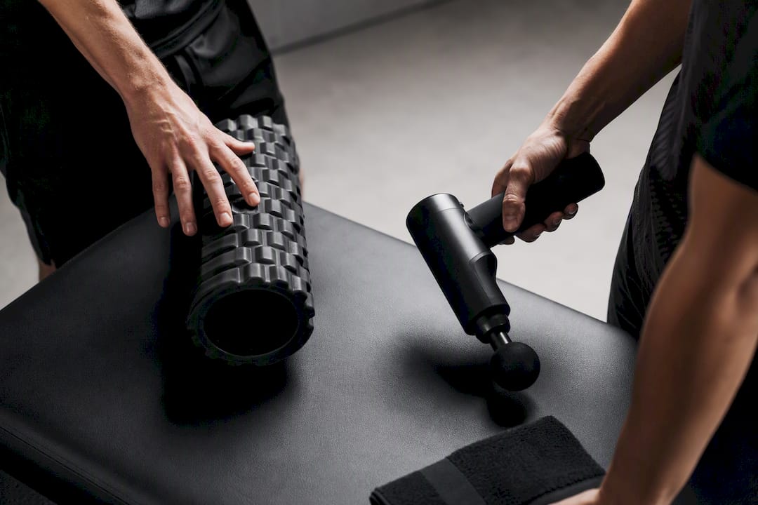 Choosing between massage gun and foam roller