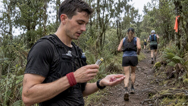 Runner comparing gels and chews during race